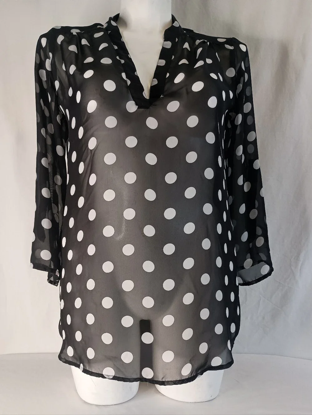 Women's Size XL Sheer Polka Dot Top Blouse Casual Black & White - Picture 3 of 10